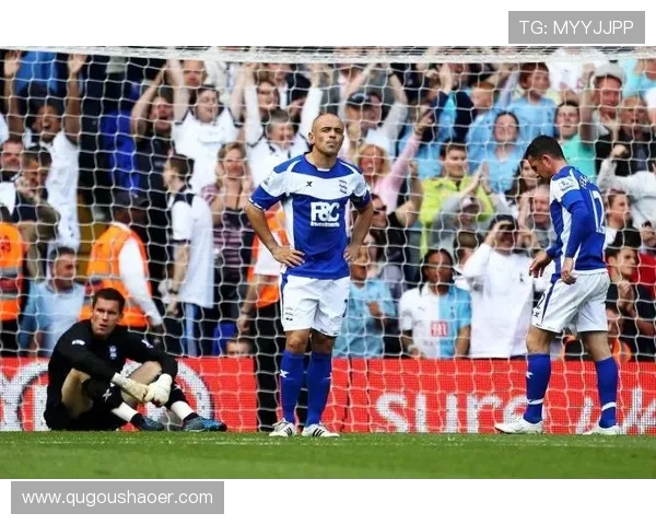 伯明翰俱乐部历史辉煌与挑战并存的足球之路分析