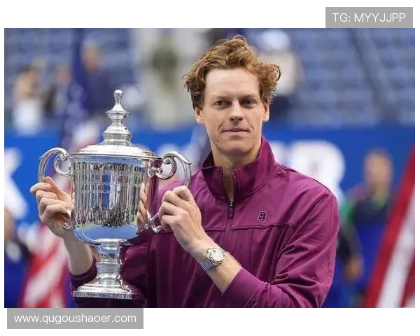 世界网球锦标赛激烈开赛 多位新星崭露头角争夺冠军荣誉