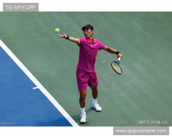 中国新星横扫强敌晋级总决赛 网球赛场再现青春风暴燃动全场