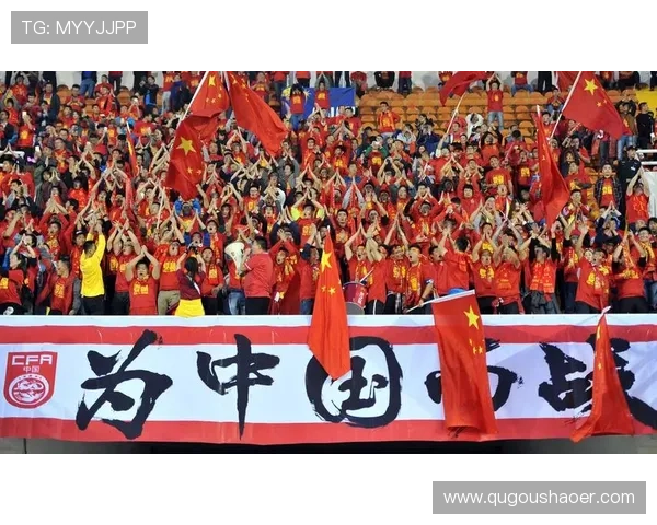 国足再度鏖战亚洲赛场全队奋勇拼搏展现中国足球新风貌