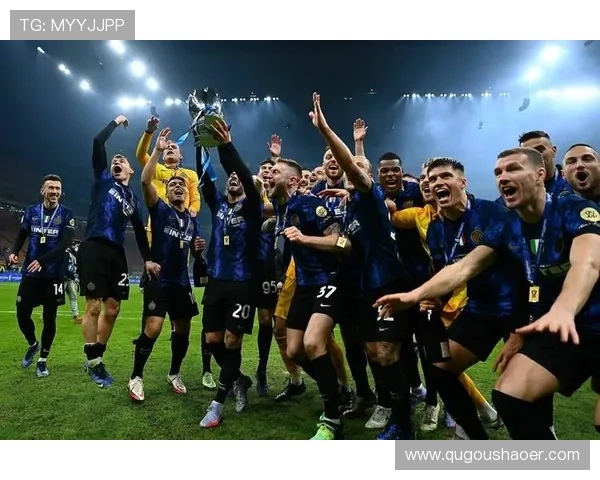 马略卡足球俱乐部最新动态：球队表现稳步提升，备战新赛季信心十足